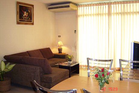 Lumpini Park View condominium  | room for rent close to Lumpini MRT