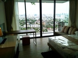 South facing apartment in Ladprao, Bangkok