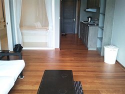 Chic <strong>apartment to rent near Ratchadamri BTS</strong>