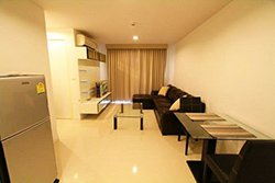 flat for rent near Life @ Phahon-Ari