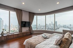 Menam Residences condo - flat apartment for rent in Bangkok