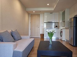 Collezio Sathorn-Pipat <strong>Silom apartment condo for rent</strong>